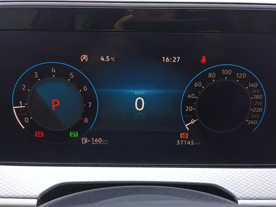 Volkswagen Talagon 2023 330TSI Luxury Touring Edition фото 14