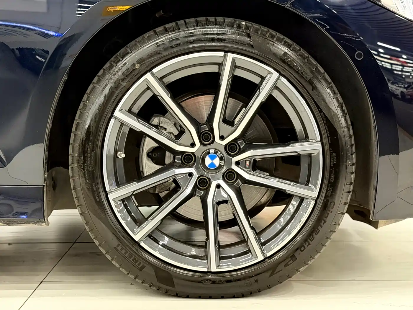 BMW 3 Series 2025 325Li M Sport Package фото 17