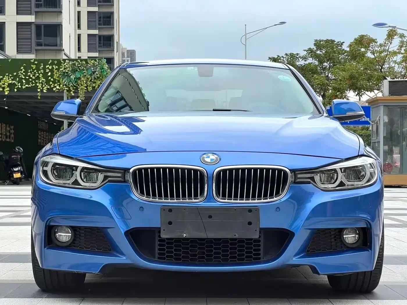 BMW 3 Series 2019 320Li M Sport Package фото 2