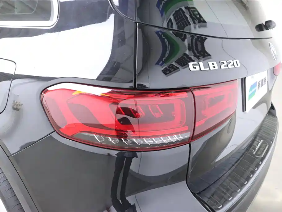 Mercedes-Benz GLB 2023 GLB 220 Style фото 35