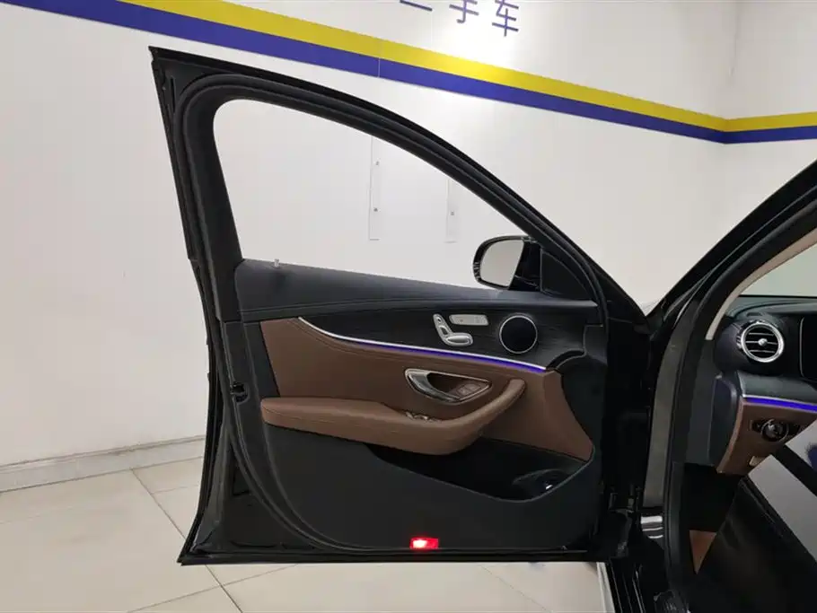 Mercedes-Benz E-Class 2020 E 260 L Sport 4MATIC фото 7