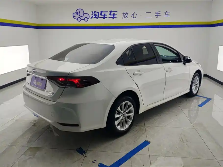 Toyota Corolla 2021 1.2T S-CVT Elite PLUS Edition фото 3