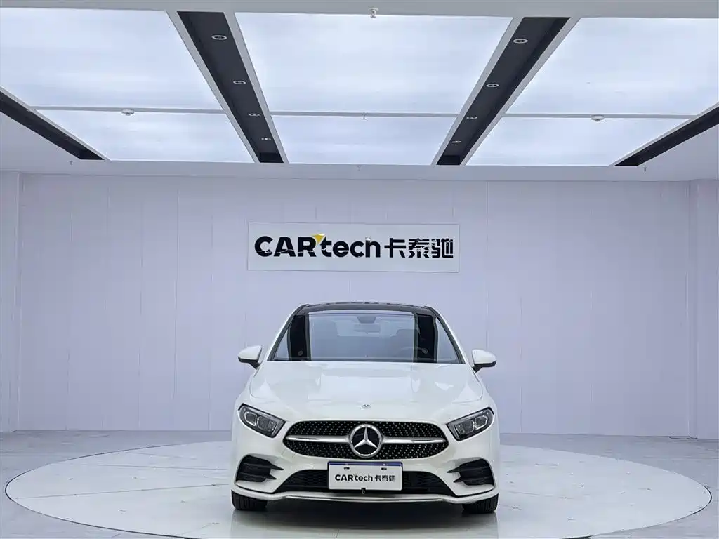 Mercedes-Benz A-Class 2020 A 200 L Sport Sedan фото 3