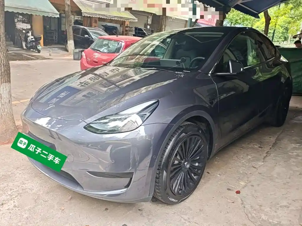 Tesla Model Y 2022