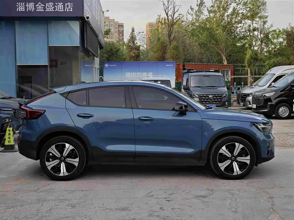 Volvo C40 2023 2022 Long Range Edition PRO