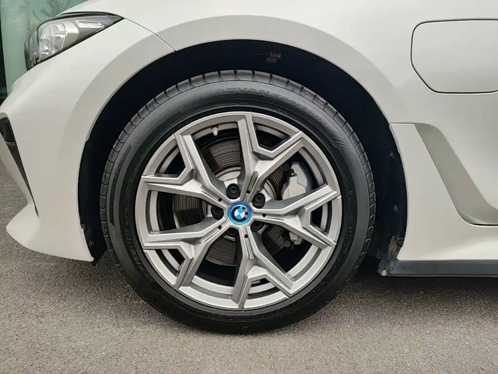 BMW i3 2025 2024 eDrive 35 L