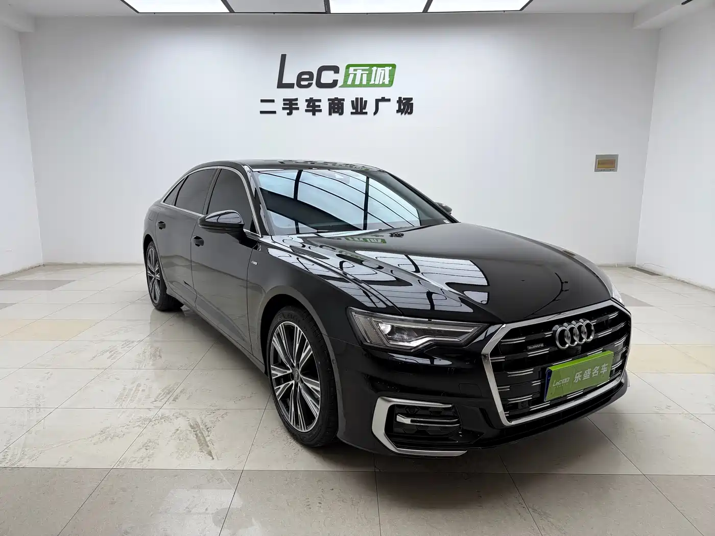 Audi A6L 2024 40 TFSI Luxury Dynamic фото 2