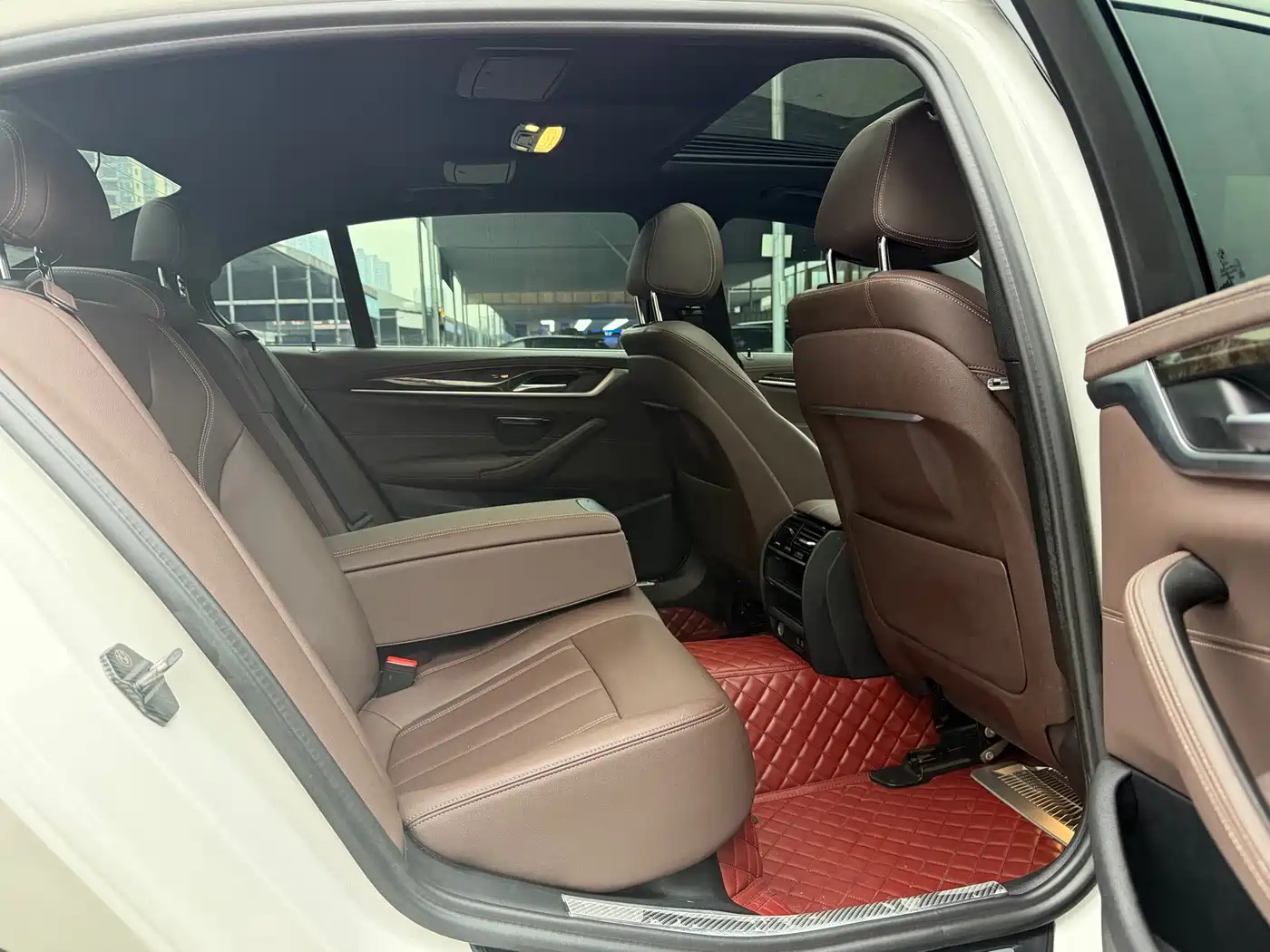 BMW 5 Series 2020 525Li M Sport Package фото 7
