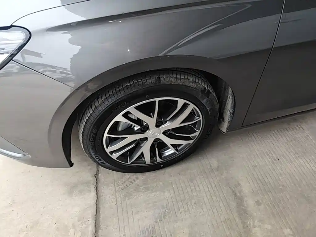 Geely Emgrand 2025 2025 4th Generation 1.5L CVT Starlight Edition