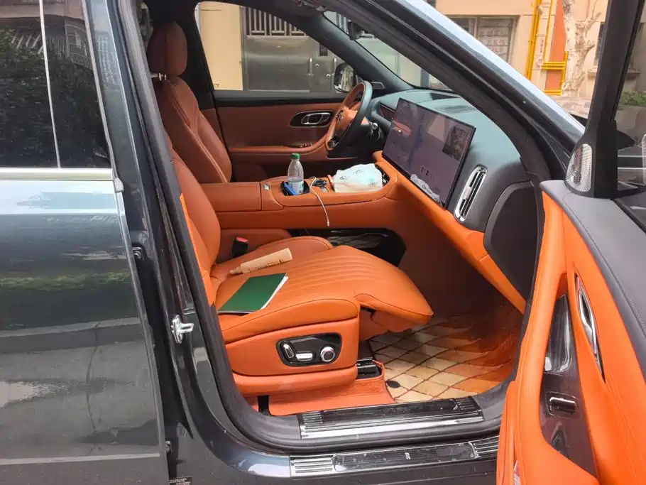 Geely Galaxy Galaxy M9 2025 2025 Model 230km 2WD Explorer+ Edition