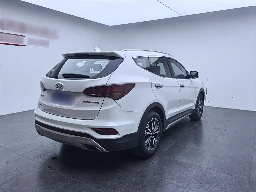 Hyundai Santa Fe 2017 2.0T Automatic 2WD Intelligent 7-Seater фото 14