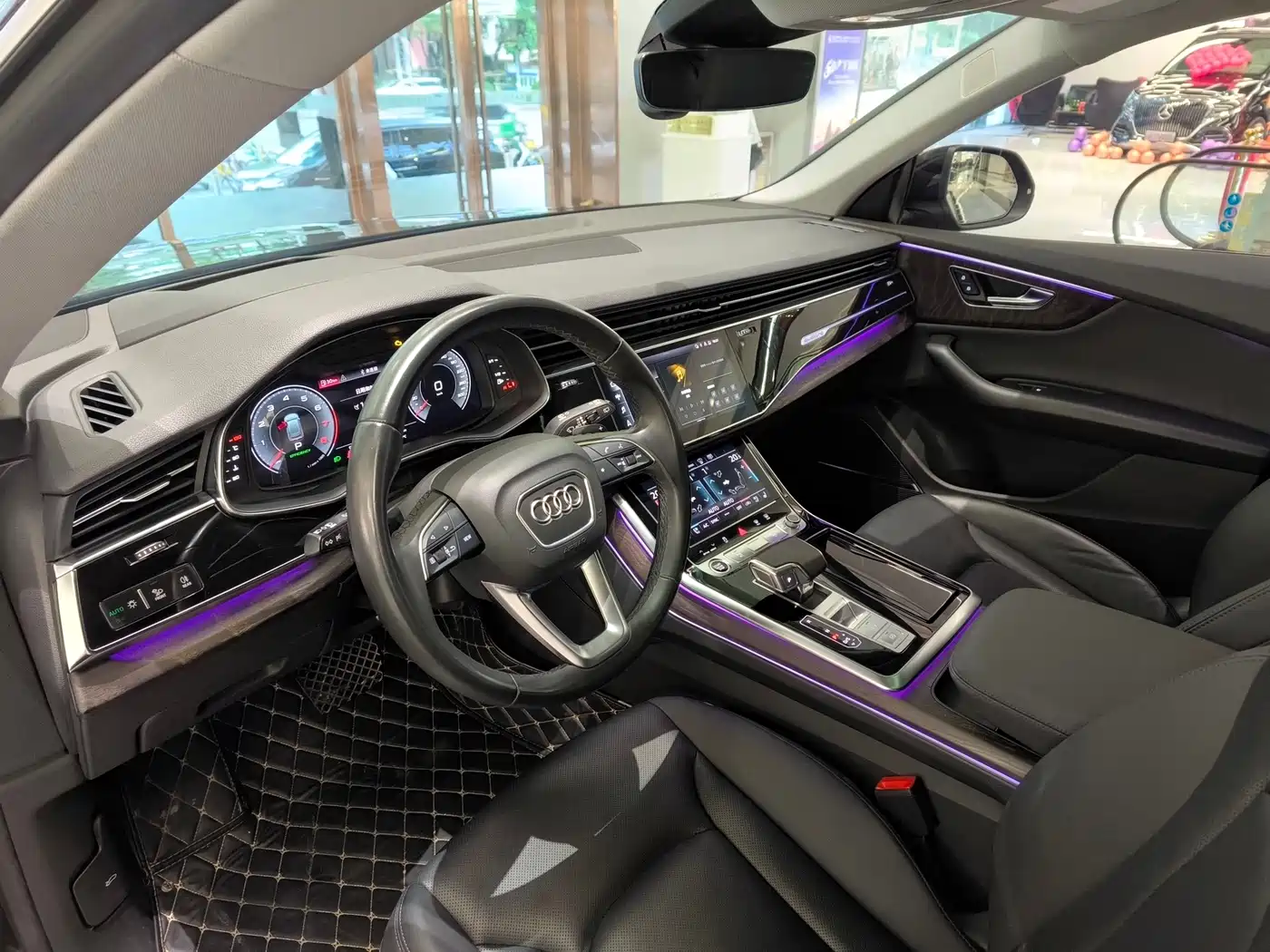 Audi Q8 2022 2022 55 TFSI Luxury Dynamic