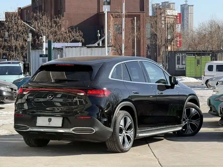 MERCEDES-BENZ EQE SUV