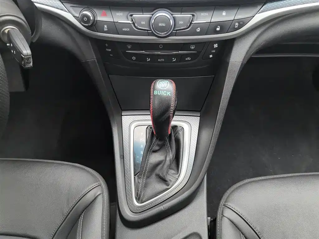 Buick Excelle 2019 18T Auto Connected Elite China VI фото 13