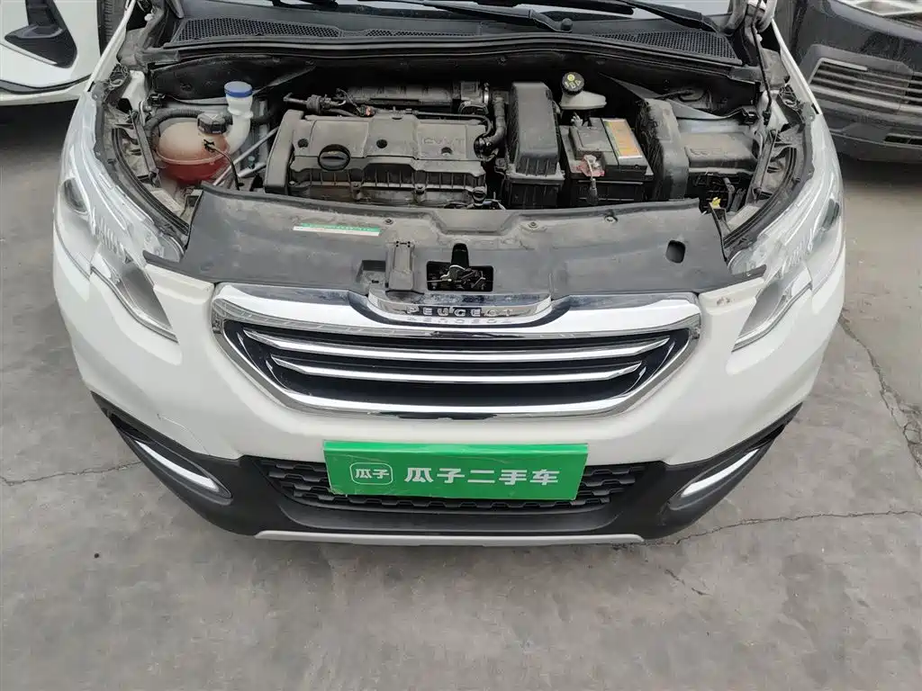 Peugeot 2008 2014 1.6L Automatic Fashion Edition фото 11