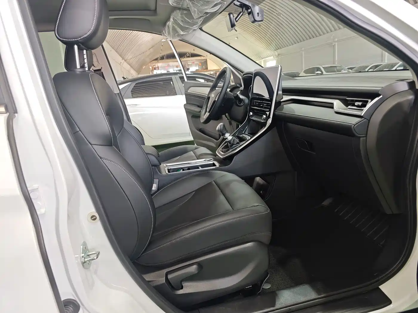 Фото 9 - Haval M6