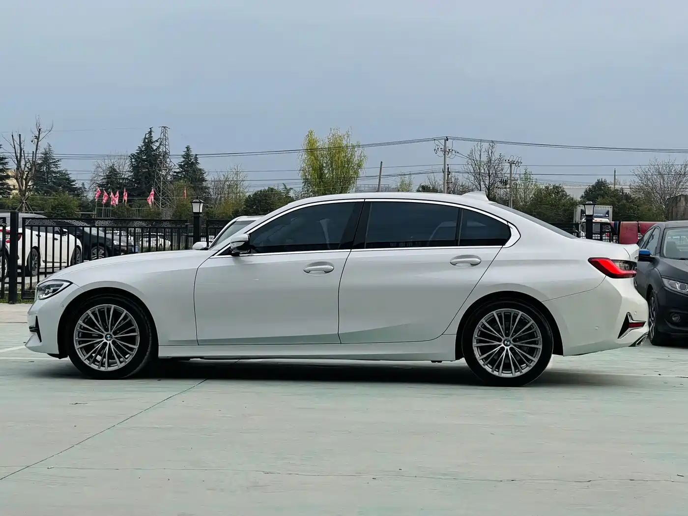 BMW 3 Series 2020 325Li Launch Edition фото 18