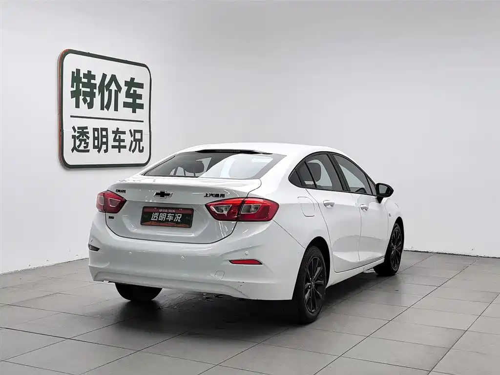 Chevrolet Cruze 2018 Redline 320 Automatic Pioneer Edition фото 2