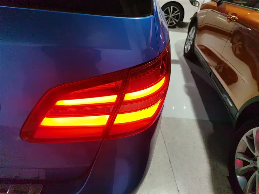 Mercedes-Benz B-Class 2015 B 200 Style фото 24