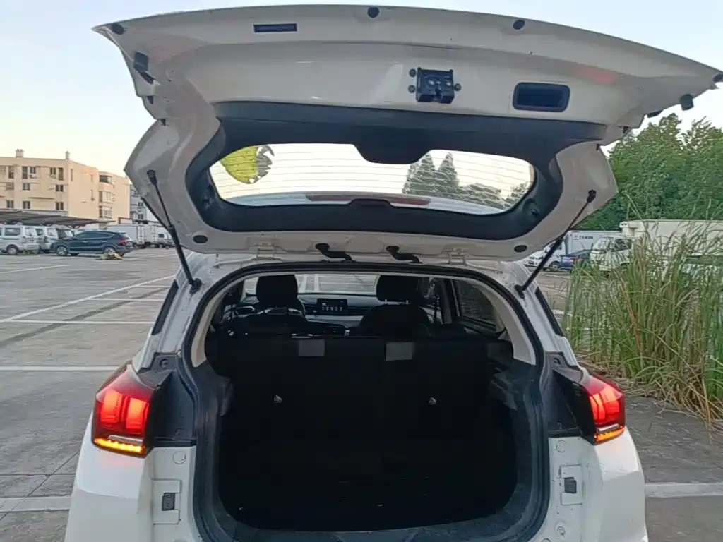 BAIC Beijing X3 2021 2019 1.5T Manual Glory Edition