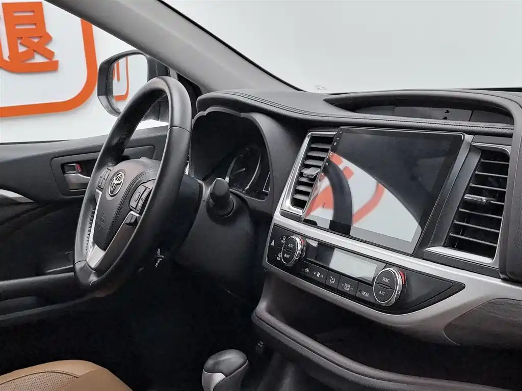 Toyota Highlander 2018 Model 2.0T 4WD Knight Edition 7-Seater China VI фото 22