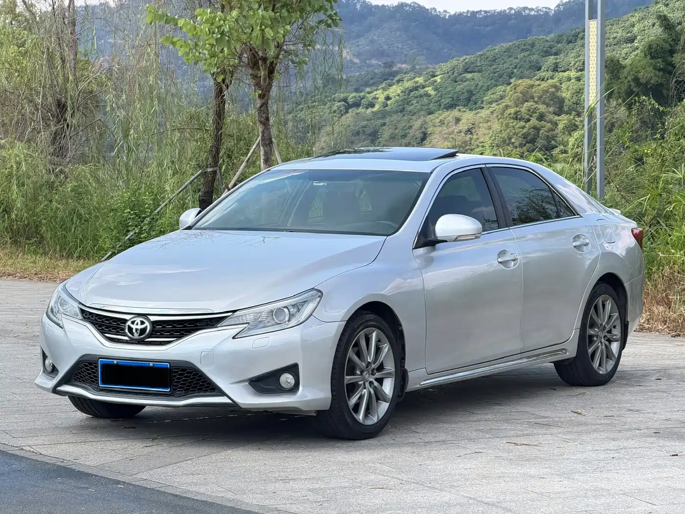 Toyota Reiz 2013 — пригон из Китая