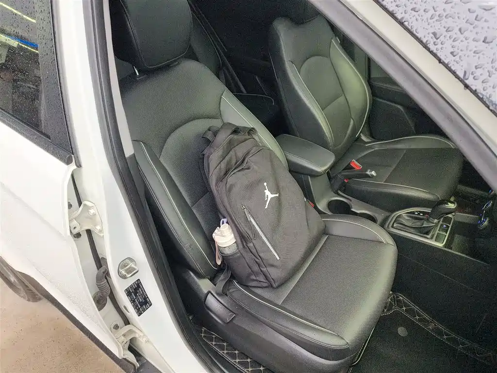 Hyundai Beijing Hyundai ix25 2015 1.6L Automatic 2WD Smart GLS фото 25