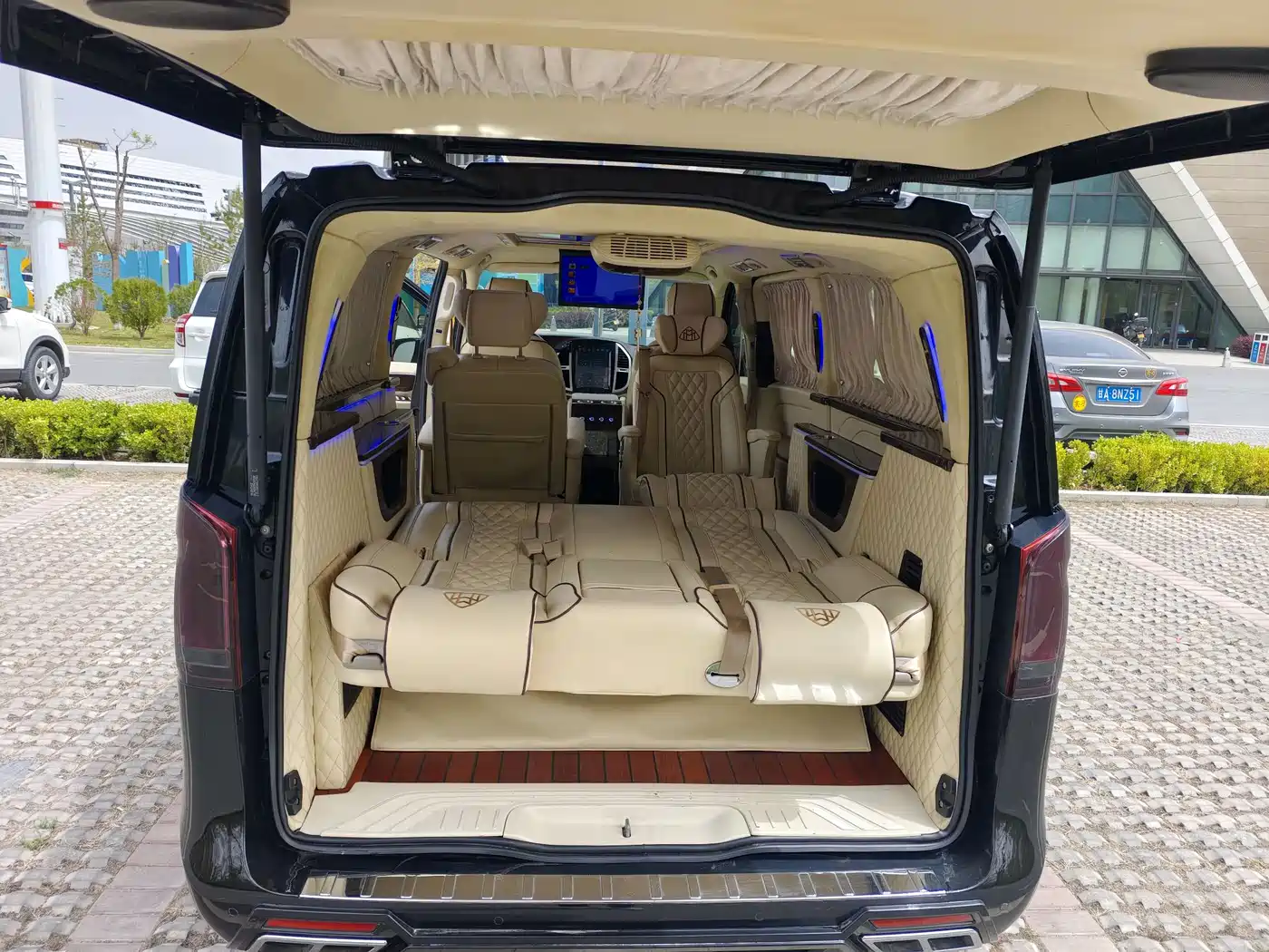Mercedes-Benz Vito 2018 2.0T Business Edition China VI фото 22
