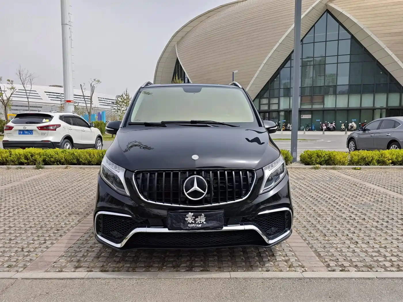 Mercedes-Benz Vito 2018 2.0T Business Edition China VI фото 2