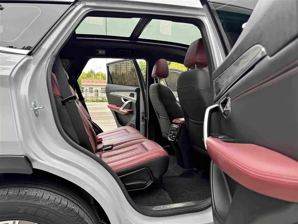 Jetour X70 PRO 2024 2023 1.5T DCT Comfort Type 5-seater