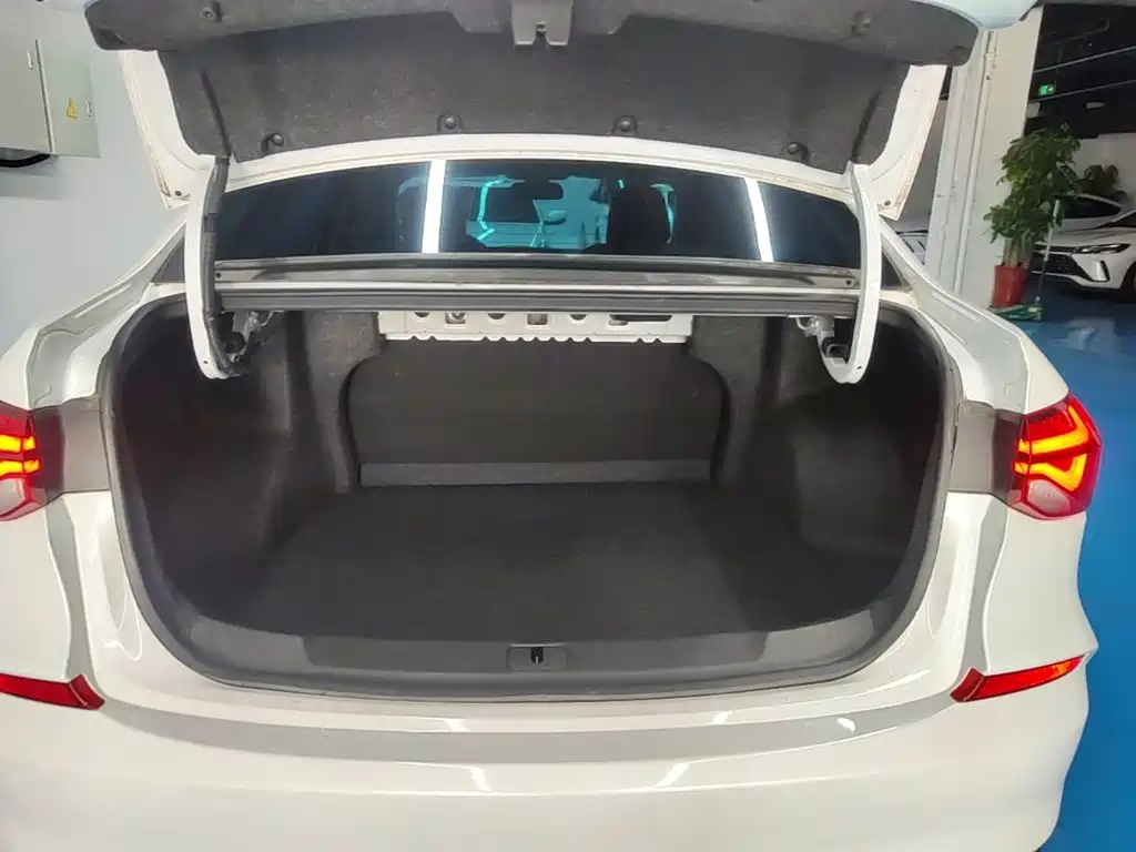 Chevrolet Monza 2024 2024 1.5L Dual-Clutch Enjoyment Edition