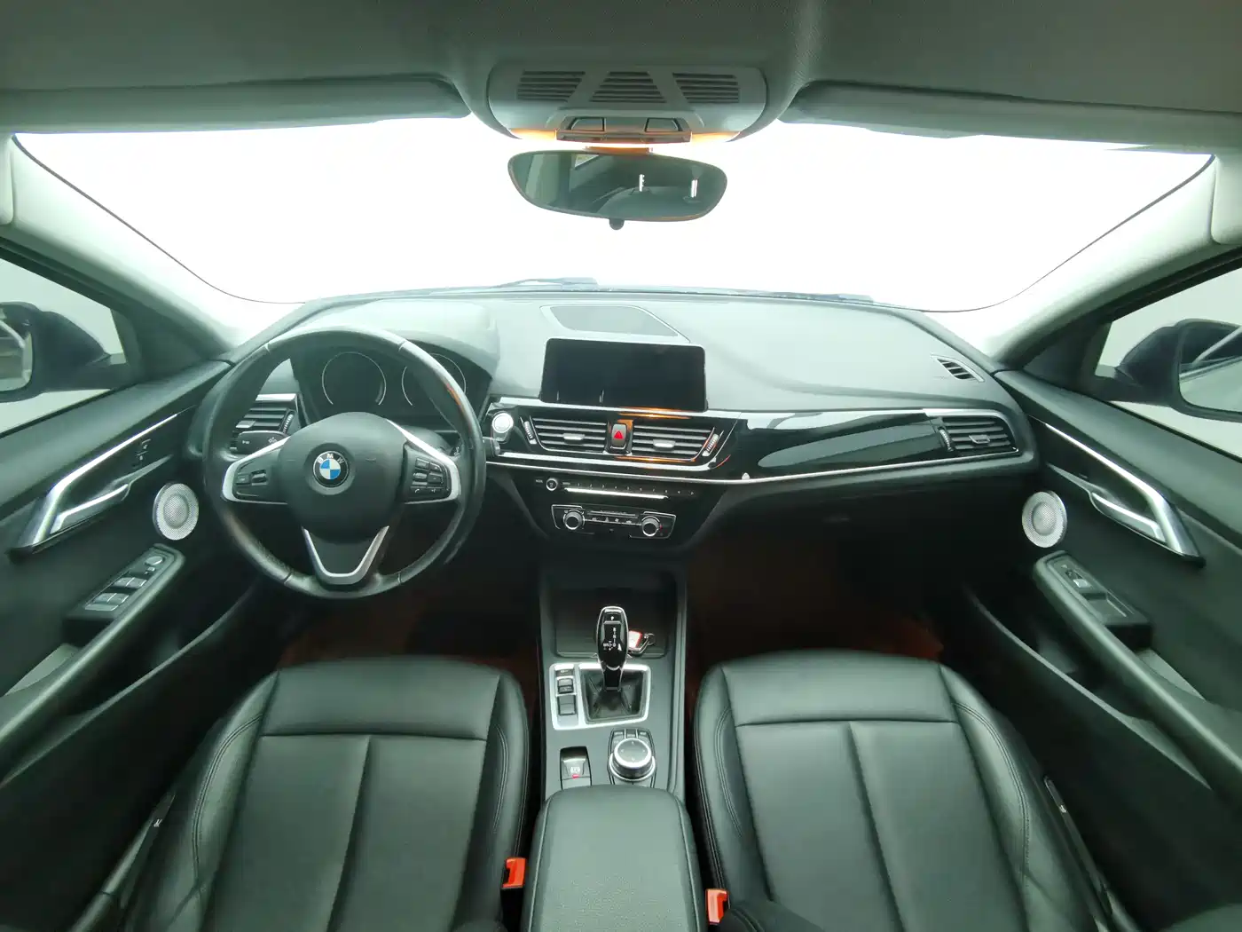 BMW 1-SERIES