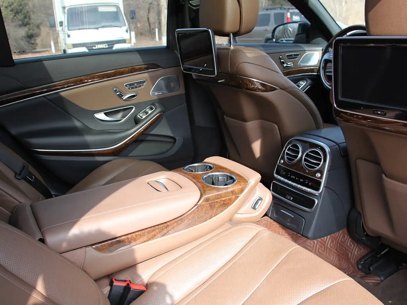 Mercedes-Benz S-Class 2016 S 320 L Luxury фото 16
