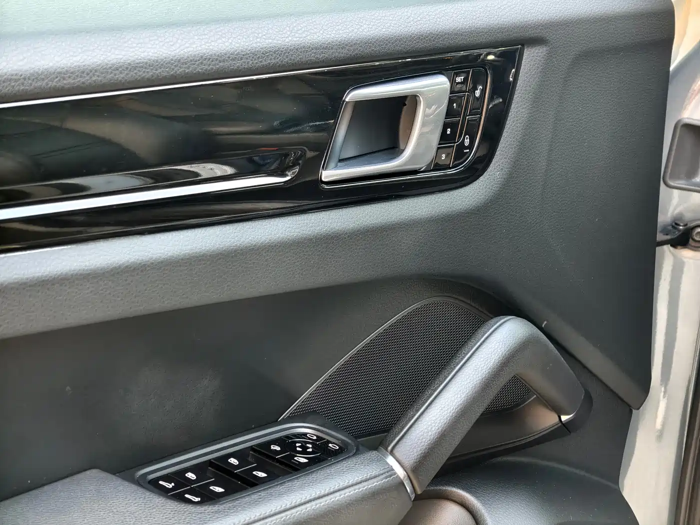 Porsche Cayenne 2018 Cayenne 3.0T фото 13