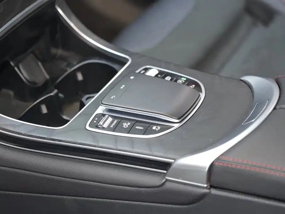 MERCEDES-BENZ GLC AMG