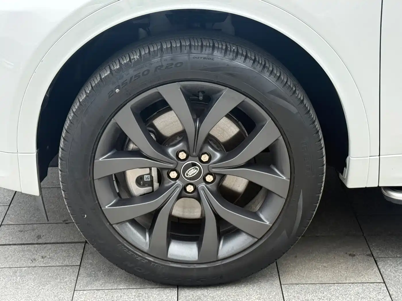 Land Rover Discovery Sport 2023 249PS R-Dynamic SE Performance Technology Version фото 10