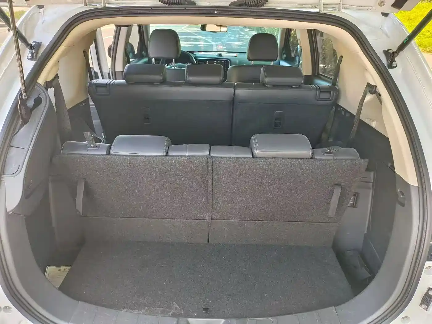 Фото 7 - Mitsubishi Outlander