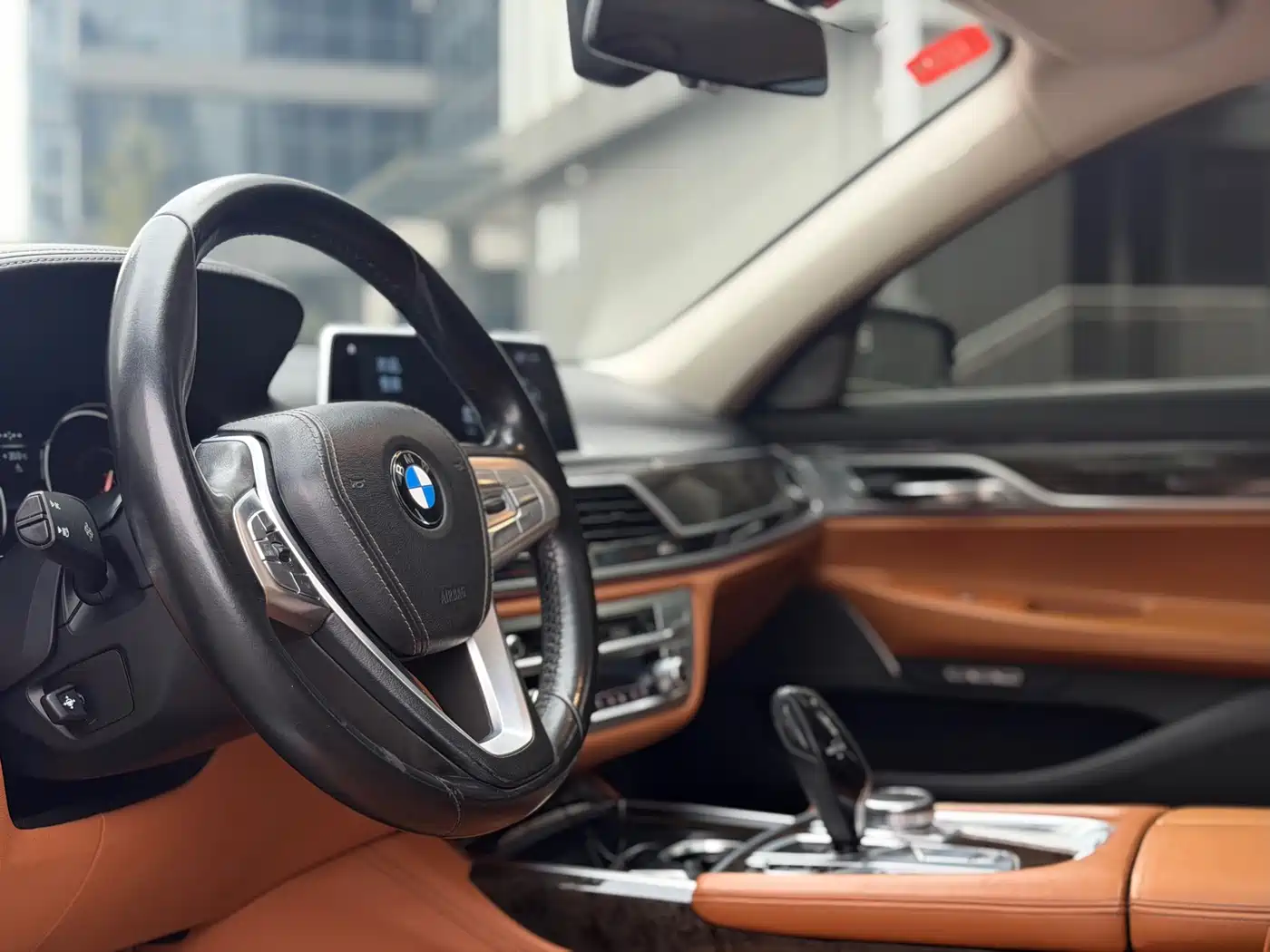 BMW 7 Series 2016 740Li Leading Edition фото 4