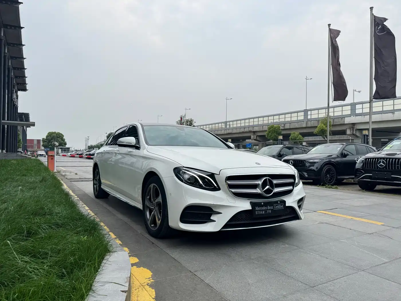 Mercedes-Benz E-Class 2019 Facelift E 300 L Sport Luxury фото 3