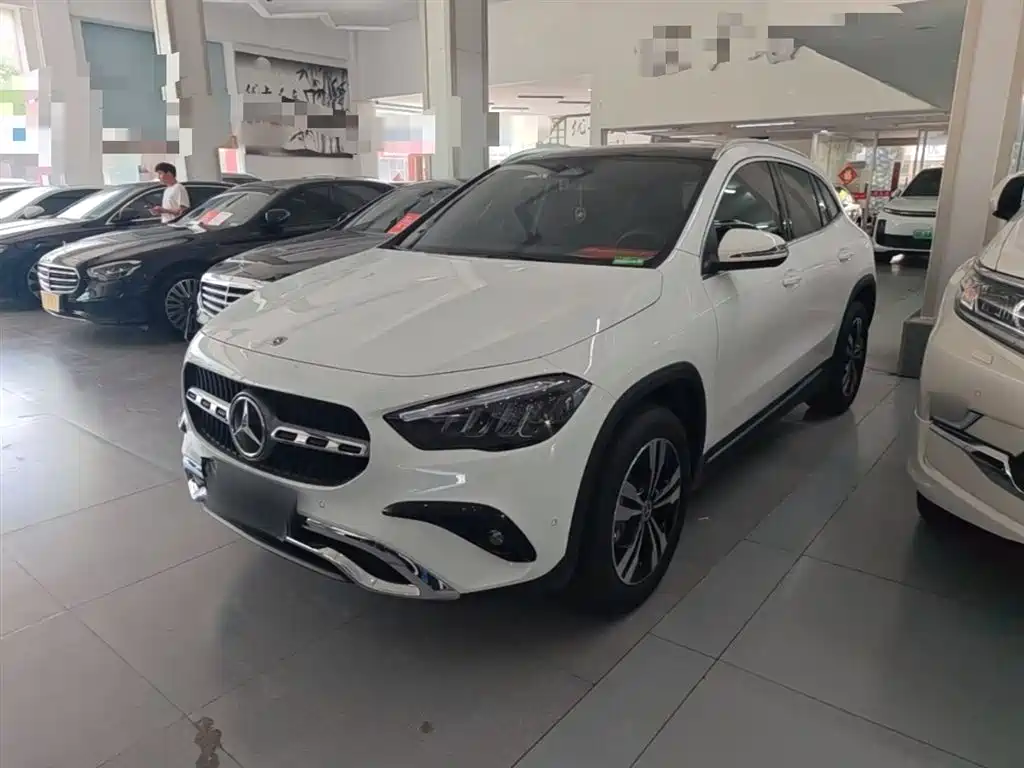 Mercedes-Benz GLA 2025 GLA 200