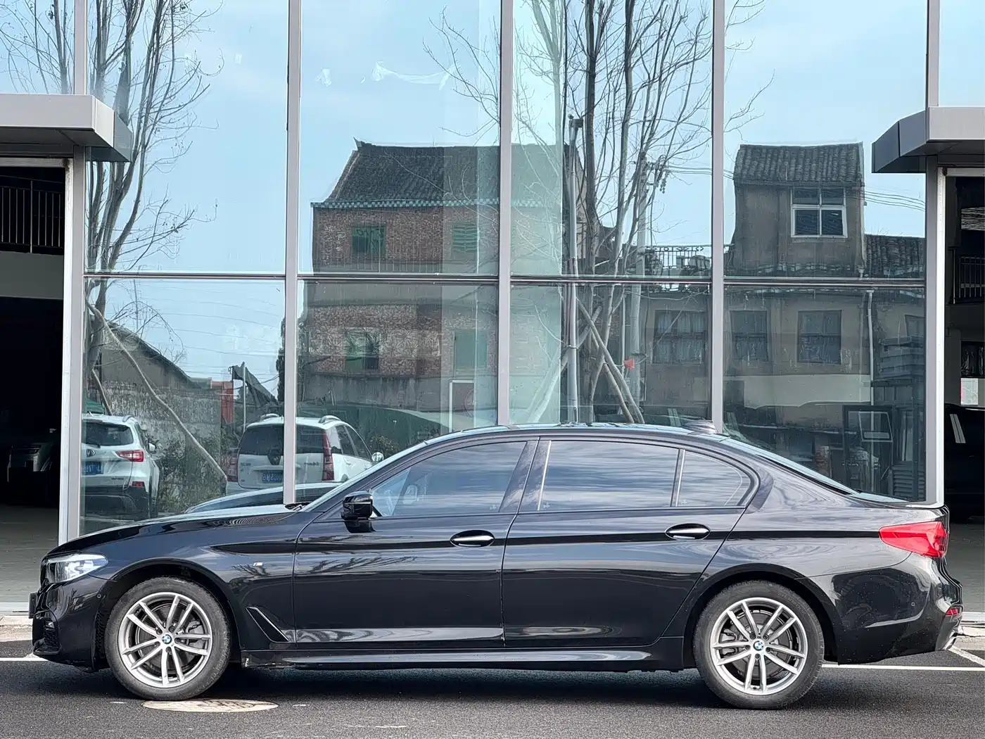 BMW 5 Series 2018 525Li M Sport Package фото 5