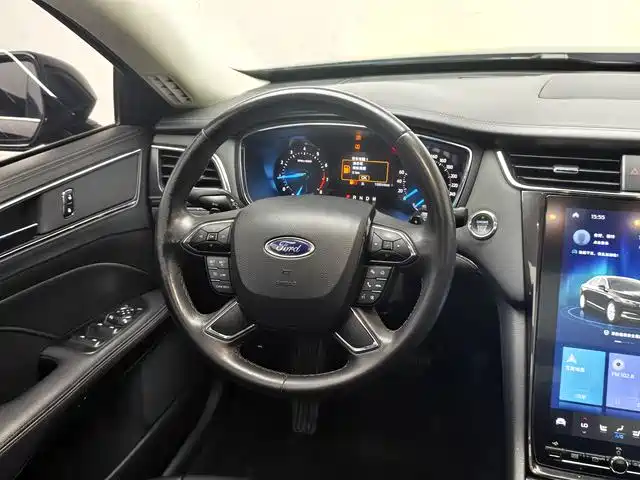 Фото 10 - Ford Taurus