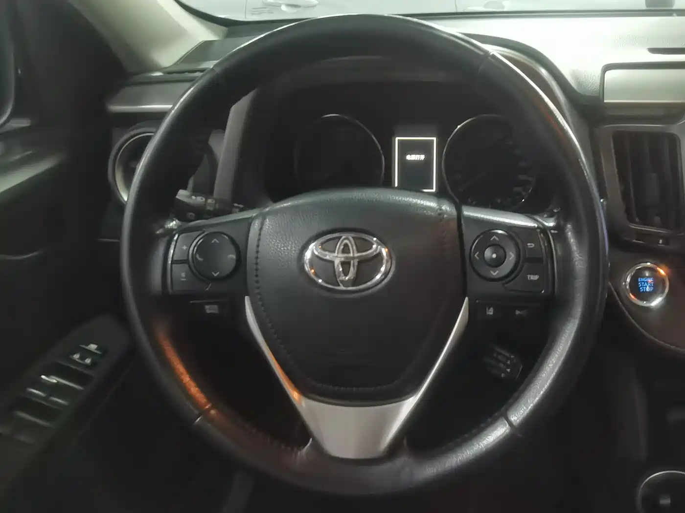 Toyota RAV4 Rongfang 2018 2.5L Automatic 4WD Elite i Edition фото 14