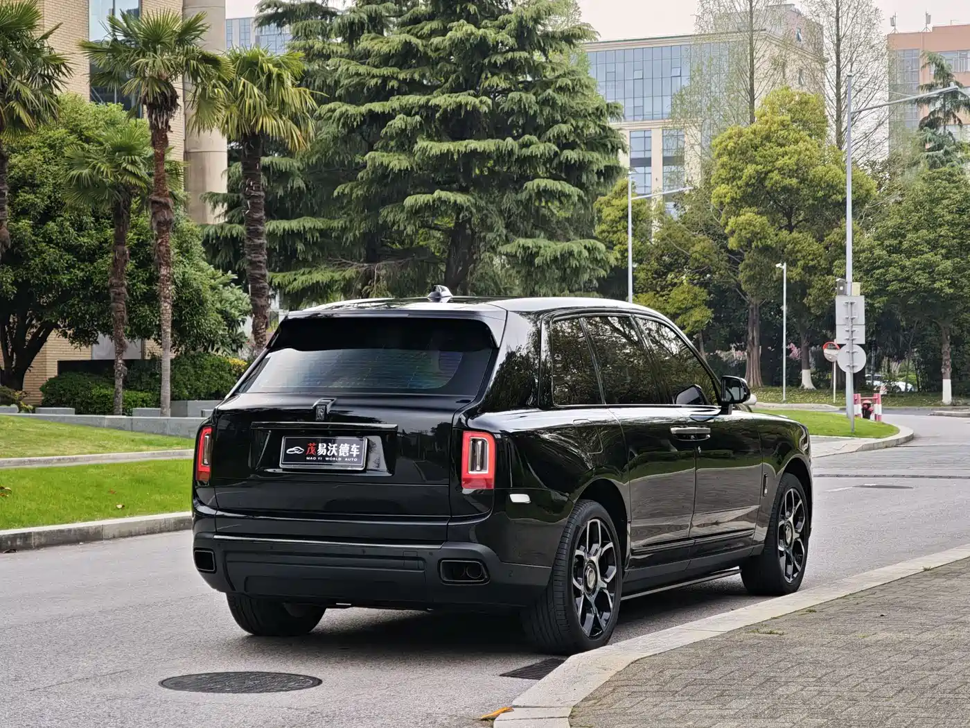 ROLLS-ROYCE CULLINAN