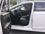 Фото 9 - Roewe i6