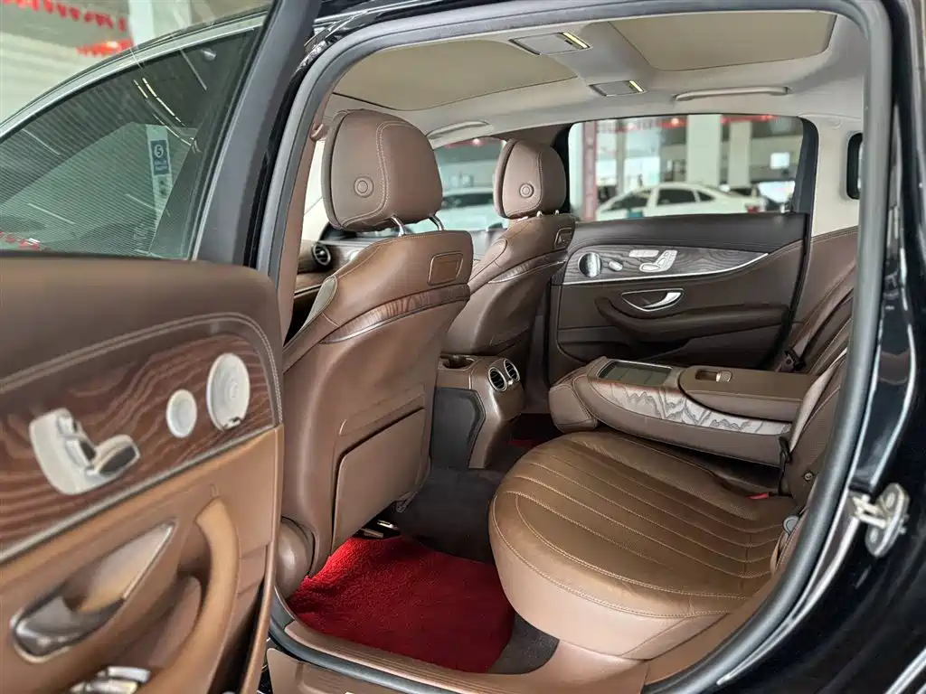 Mercedes-Benz E-Class 2019 Facelift E 300 L Luxury фото 10
