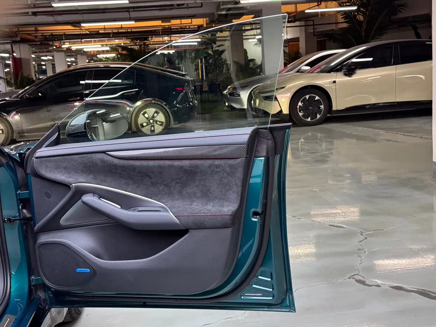 XIAOMI CAR XIAOMI SU7 ULTRA