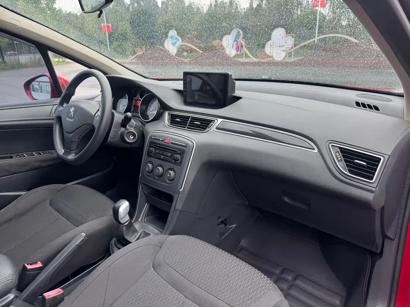 Peugeot 308 2014 Model Joy Edition Classic 1.6L Manual Superior Style фото 16