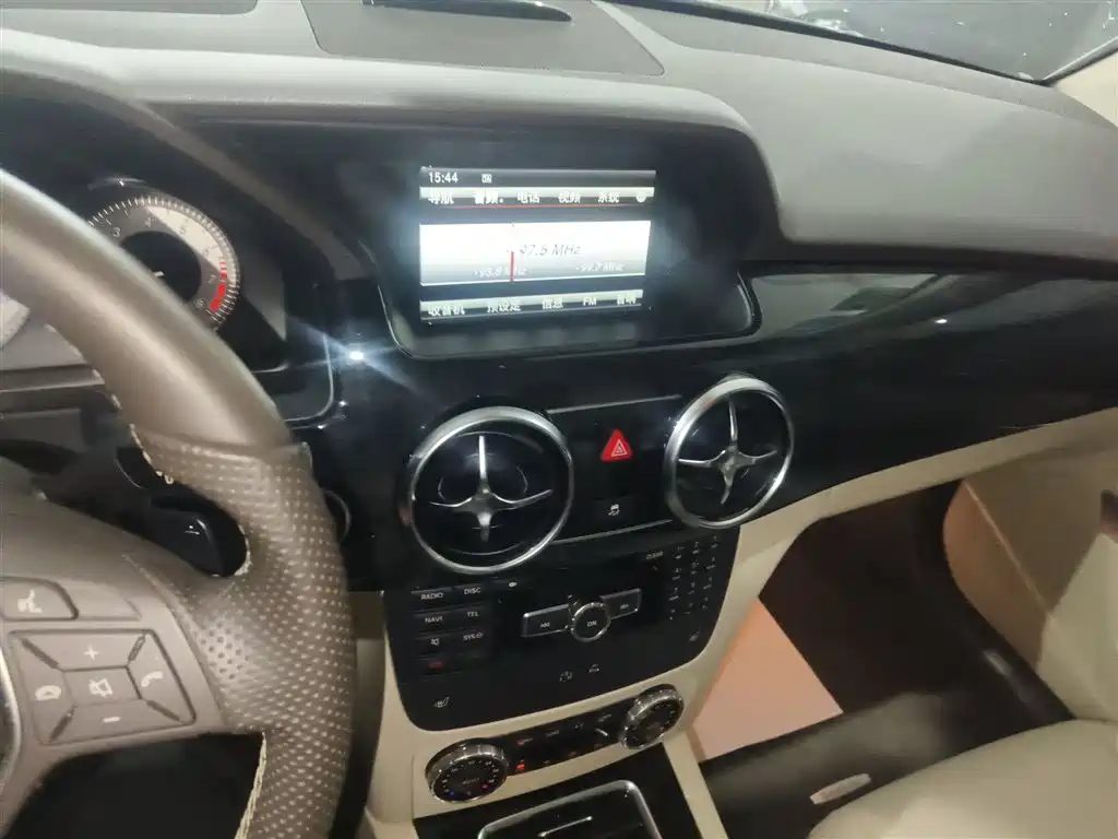 Mercedes-Benz GLK-Class 2013 Facelift GLK 300 4MATIC Luxury фото 9