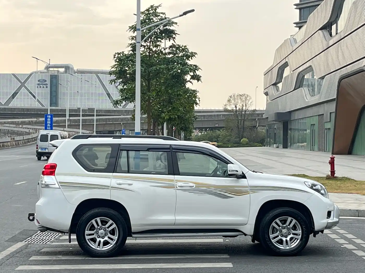 Toyota Prado 2010 4.0L Automatic VX NAVI фото 10